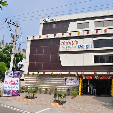 Venky'S Delight Hotell Rājahmundry Eksteriør bilde
