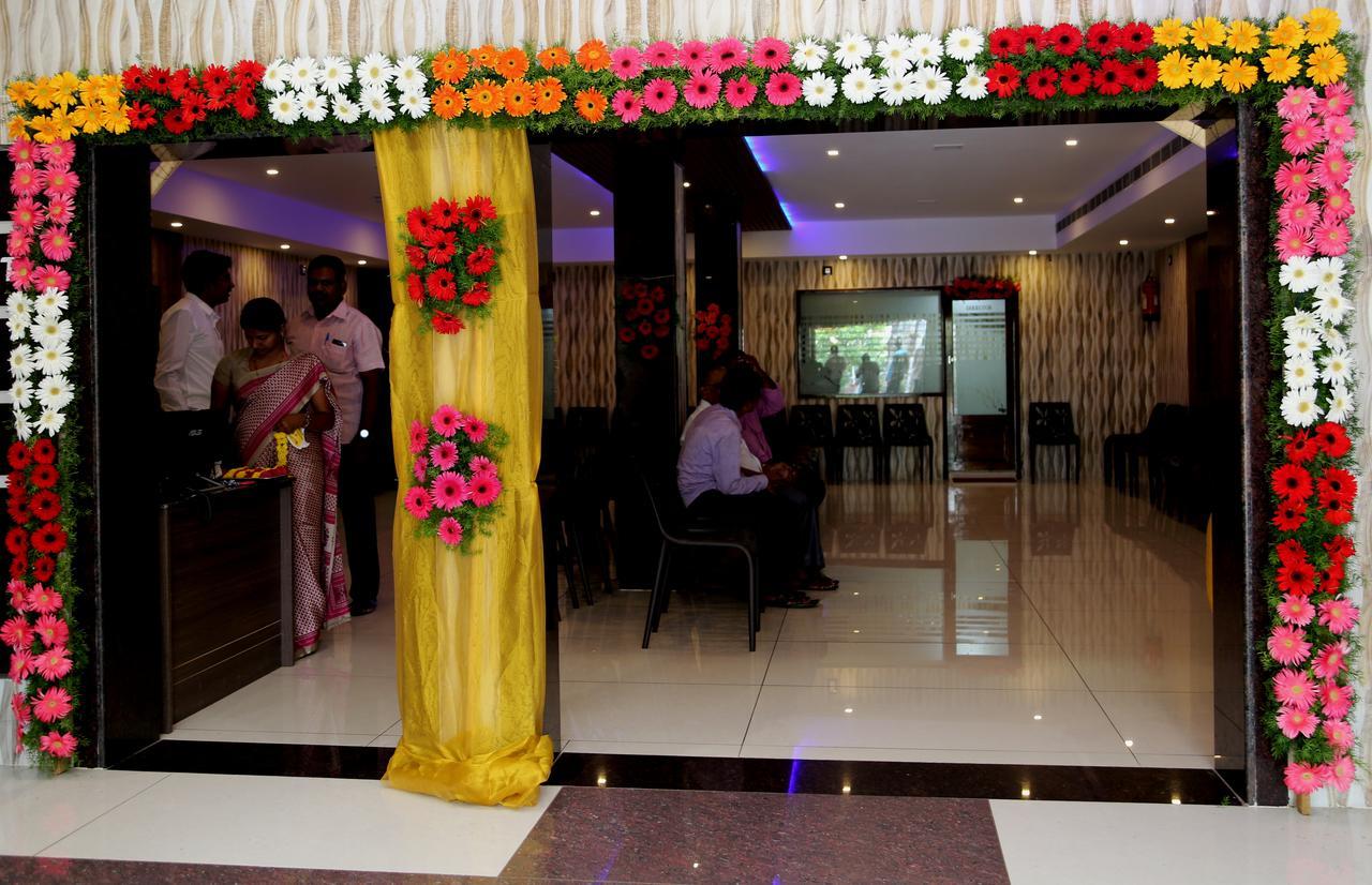Venky'S Delight Hotell Rājahmundry Eksteriør bilde