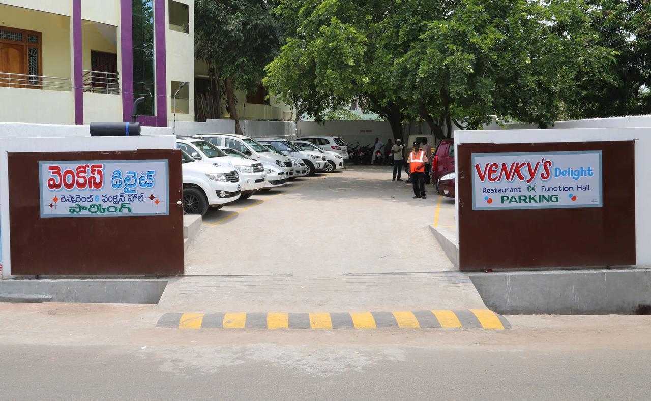 Venky'S Delight Hotell Rājahmundry Eksteriør bilde